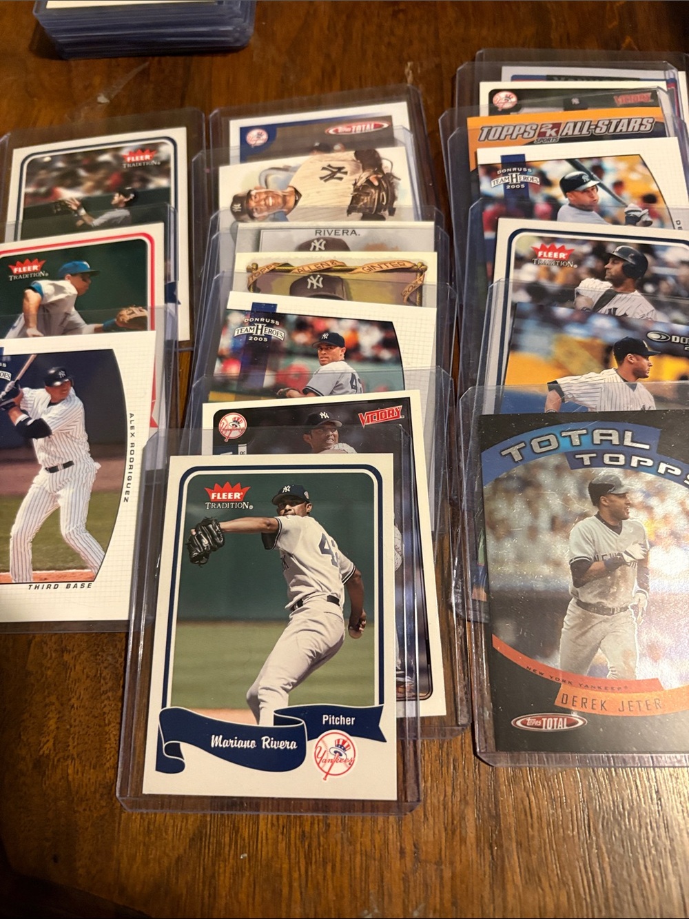 Lot of Vintage Baseball Cards - New York Yankees Players